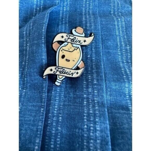 3/$20 Felix Felicis Harry Potter Enamel Pin - Picture 1 of 1